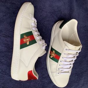 Gucci Women’s Sneaker size 37 1/2 (US 7.5)